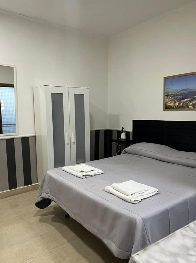 Casa Vacanza Da Totore Nápoles Exterior foto